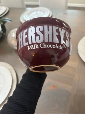 HERSHEY'S Milk Chocolate Brown Ceramic Bowl